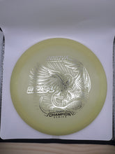 Eagle-L Proto Glow Champion Sofia Donnecke